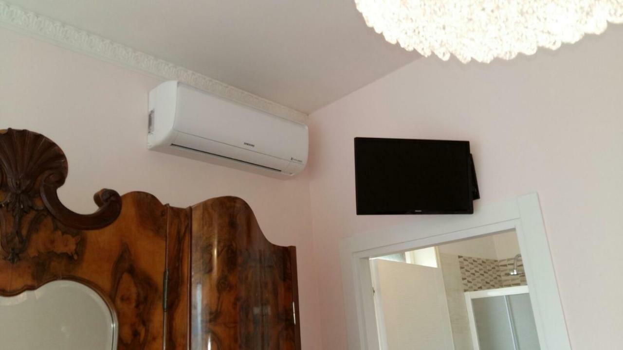 B&B Domus Lupiae Lecce Esterno foto