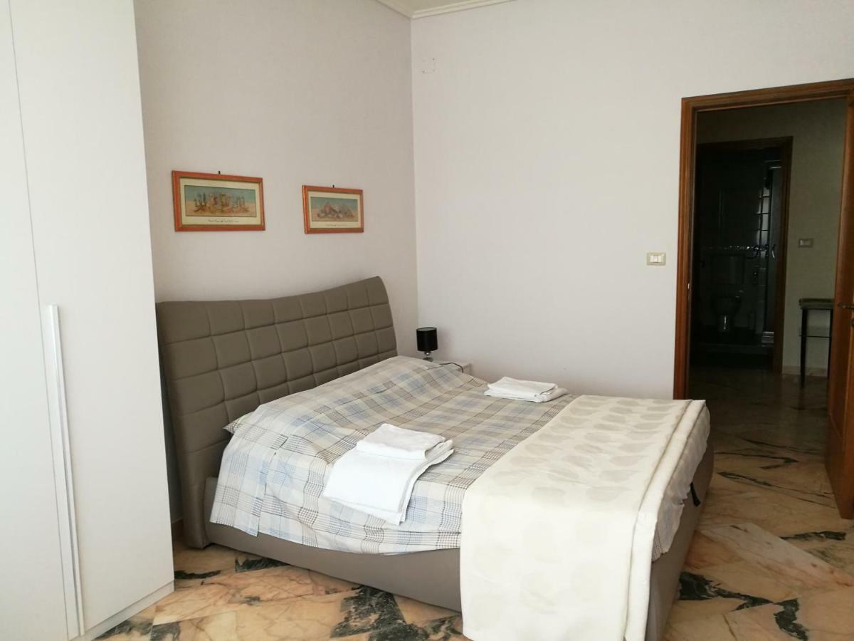 B&B Domus Lupiae Lecce Esterno foto